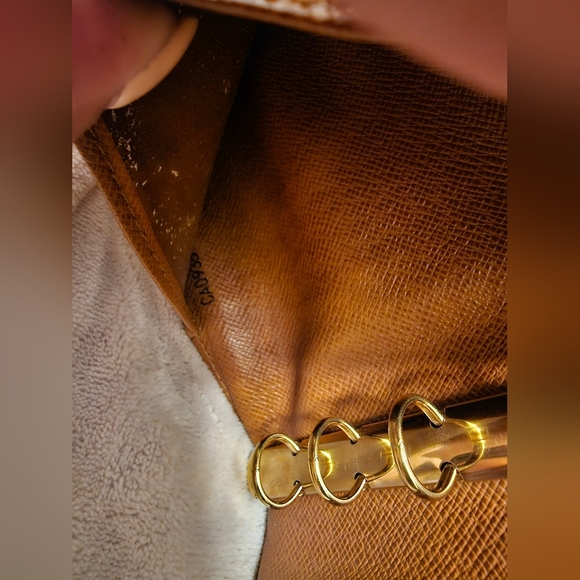 Louis Vuitton Monogram Agenda/ Wallet - Picture 6 of 9